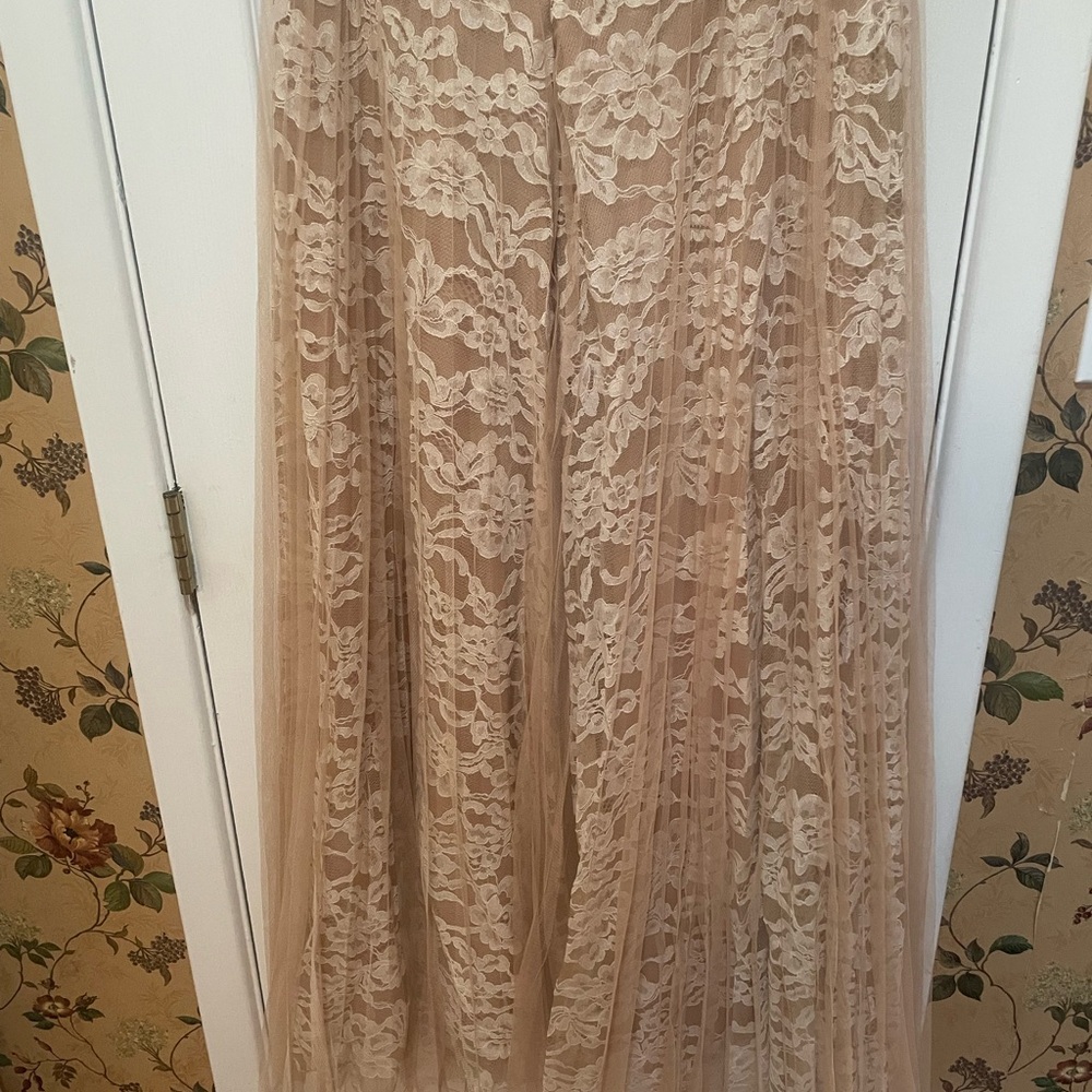 New Gracia Lace Maxi Skirt in Cream and Tan - Picture 2 of 10